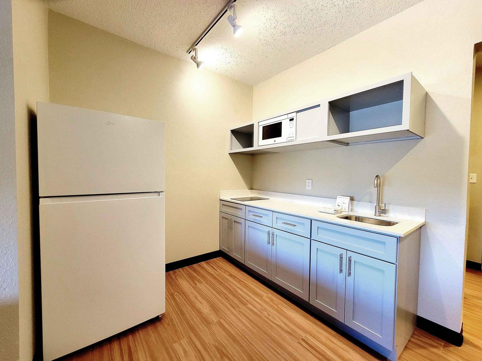 Extended Stay America Suites - Buffalo - Airport Чиктовага Экстерьер фото