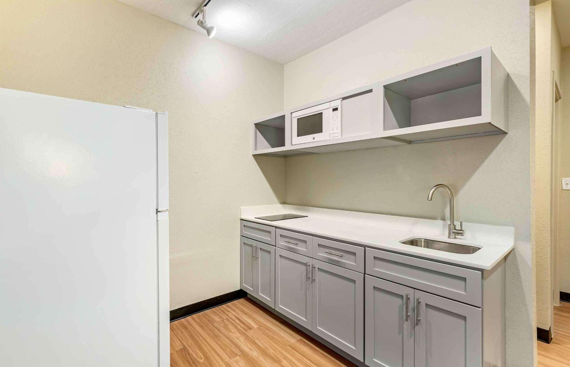 Extended Stay America Suites - Buffalo - Airport Чиктовага Экстерьер фото