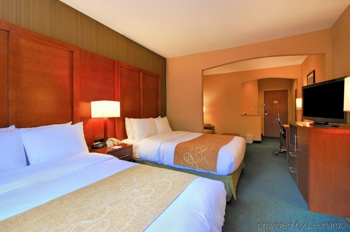 Extended Stay America Suites - Buffalo - Airport Чиктовага Экстерьер фото